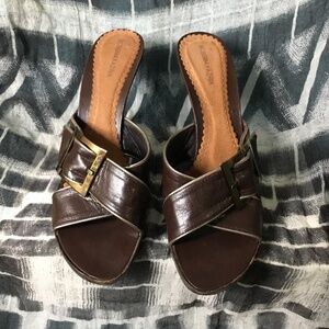 BCBGMAXAZRIA size 10 brown mule heels